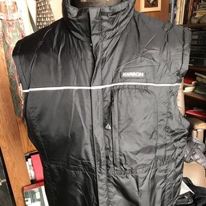 Karbon vest